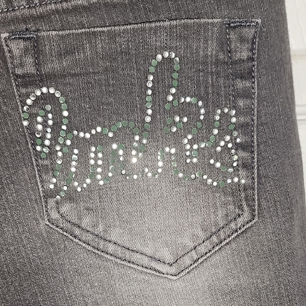 Akademiks Women’s Gray Skinny Jeans Size 32 – Rhinestone Back Pockets Pre-Owned - Picture 7 of 8